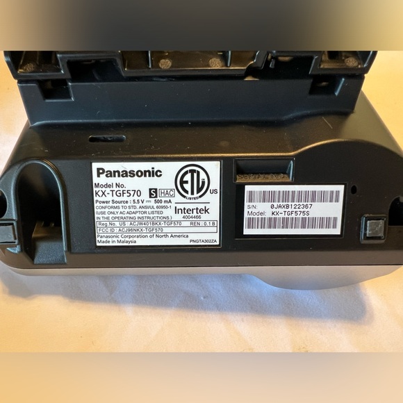 Panasonic KX-TGF570 Bluetooth Cordless Phone Answering Machine System - Picture 6 of 14